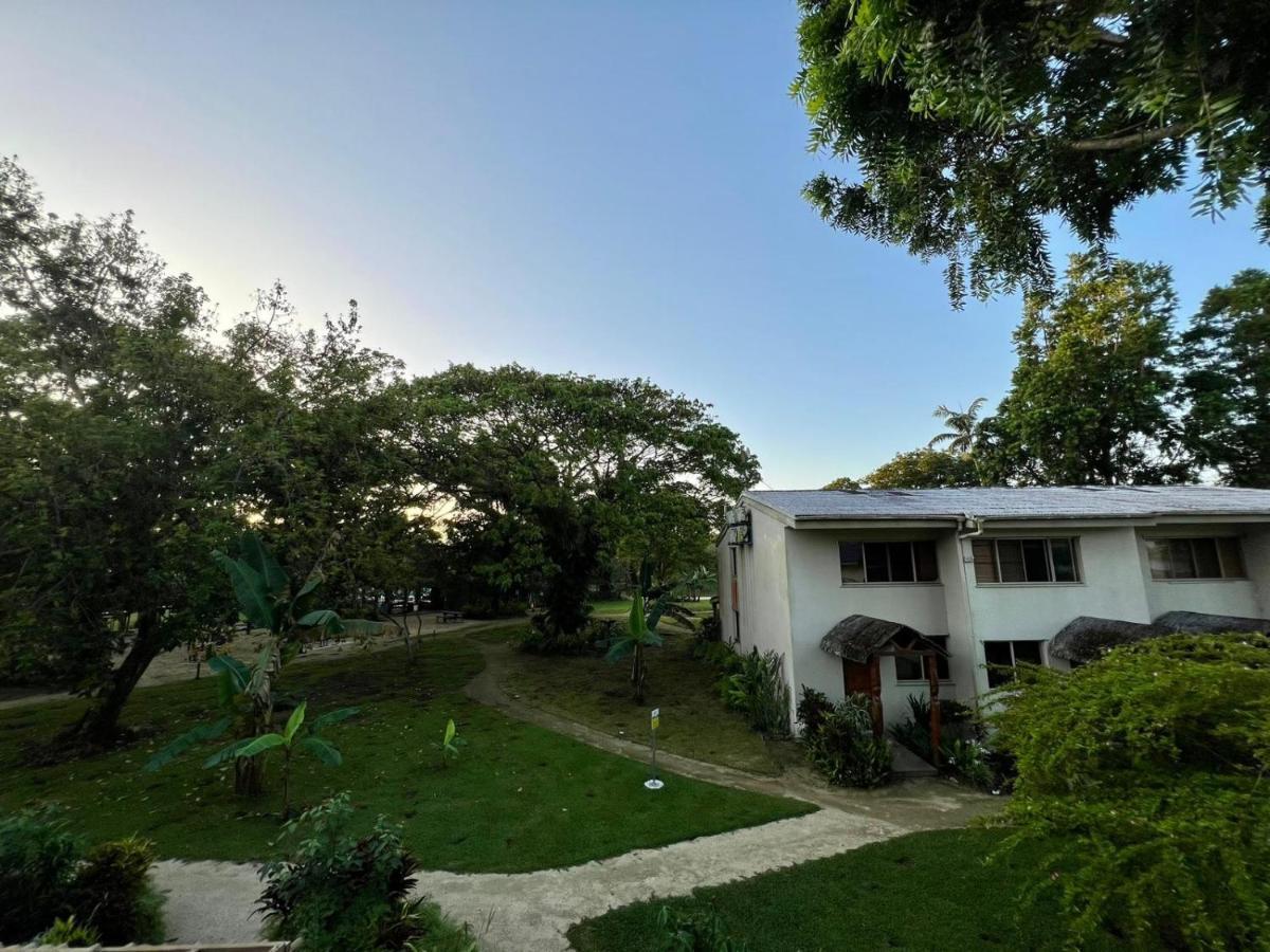 Mg Cocomo Resort Vanuatu Port Vila Exterior photo